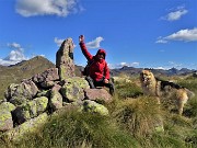 35 All'omino di vetta del Monte Mincucco (2001 m) sferzati dal vento